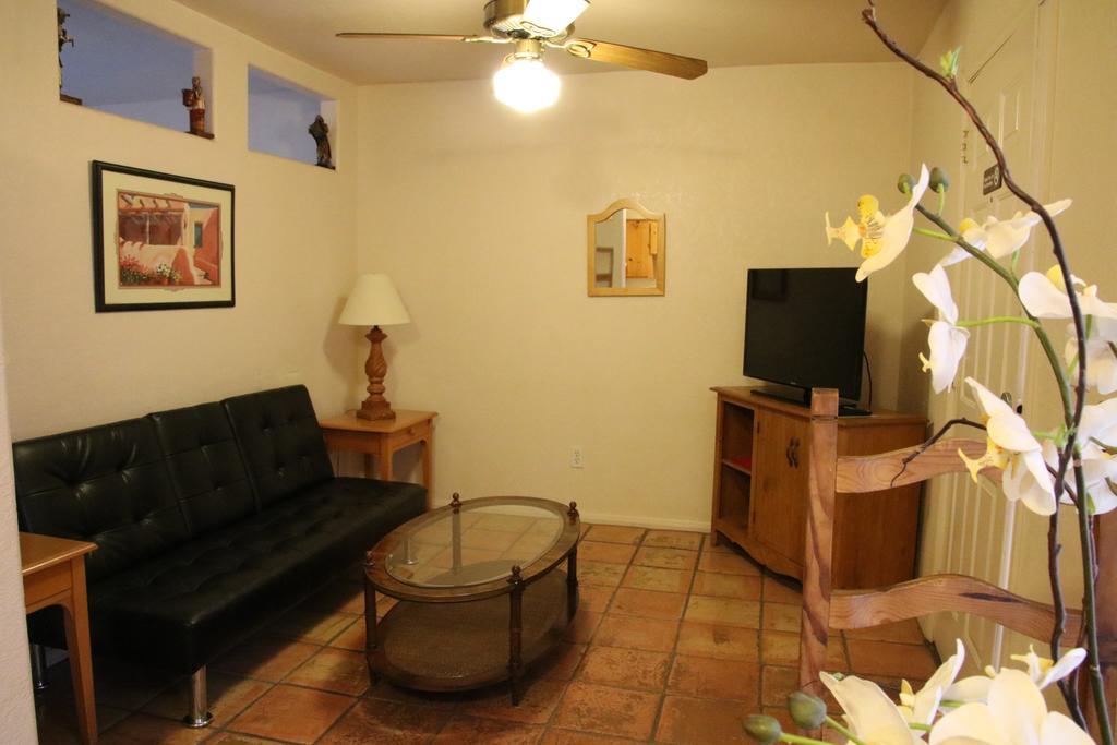 My Place Suites Wickenburg Room photo