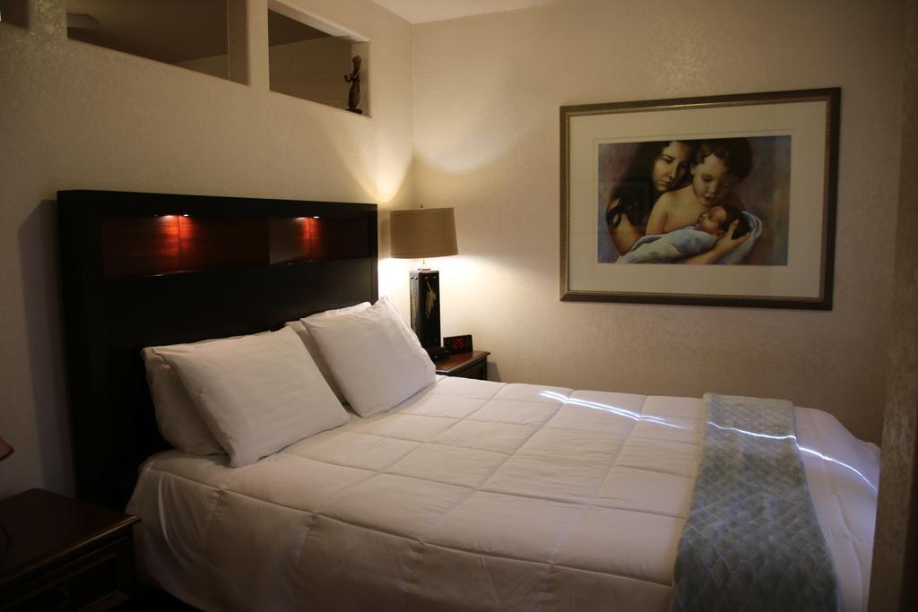 My Place Suites Wickenburg Room photo